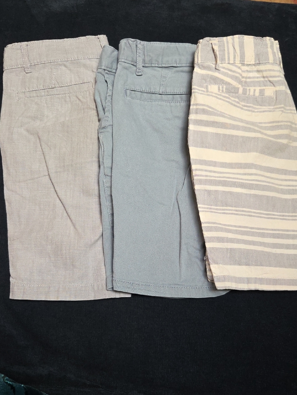 Three-Pair Casual Shorts Set — Light Gray, Gray, Striped Beige and Gray
